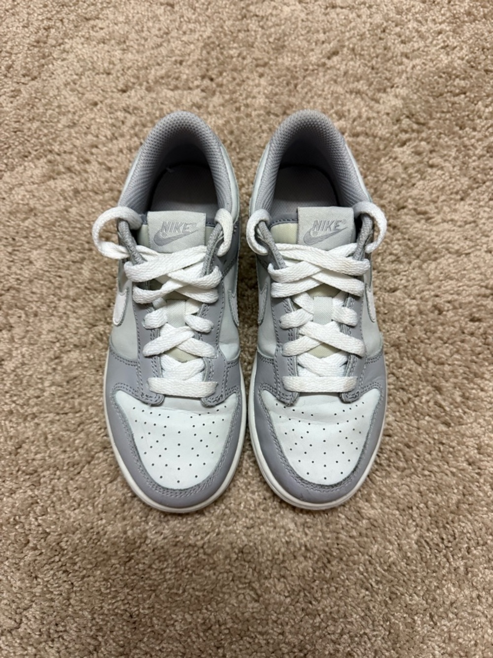Nike Air Kids size 2 Grey and White